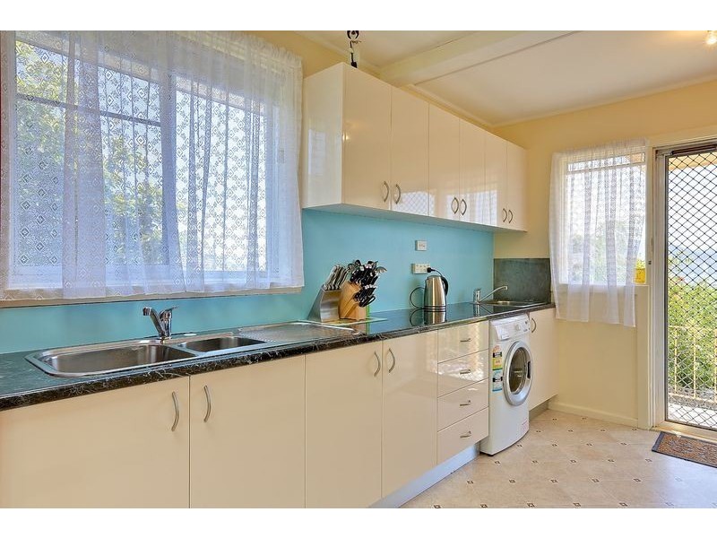 17 Hudson Crescent, Glenorchy TAS 7010