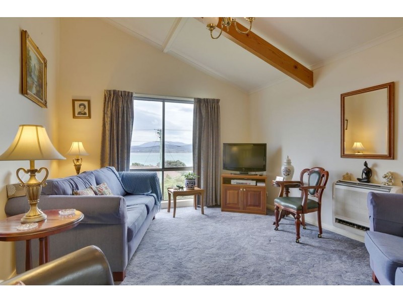 39 Brady Street, Midway Point TAS 7171