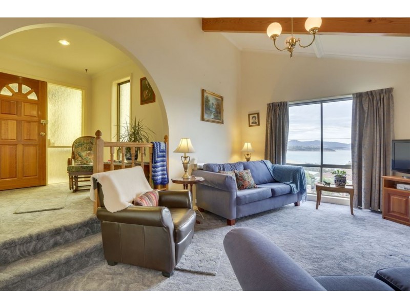 39 Brady Street, Midway Point TAS 7171