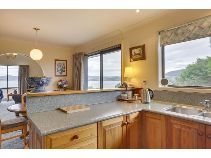 39 Brady Street, Midway Point TAS 7171