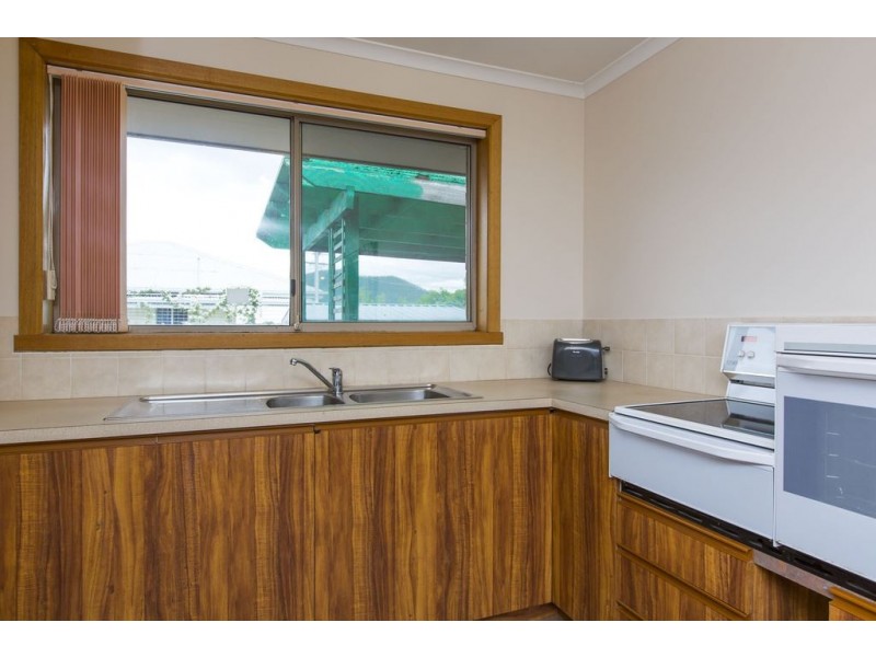 2/24 Herbert Street, Montrose TAS 7010