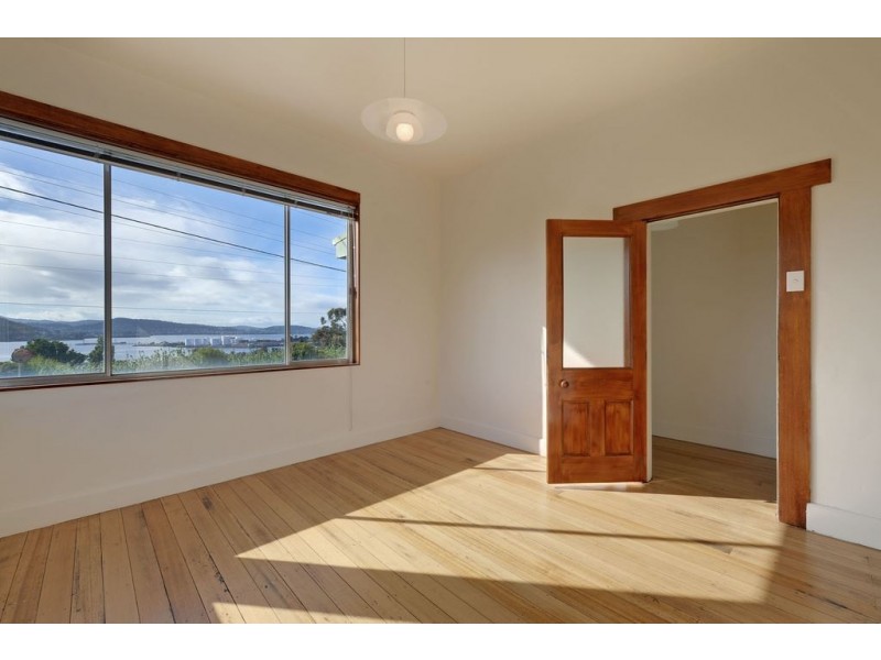 70 Ashbolt Crescent, Lutana TAS 7009