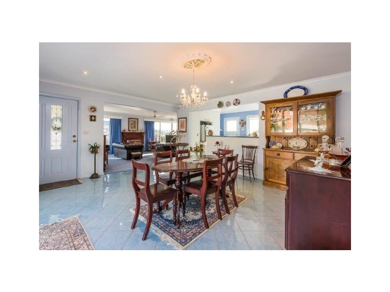 11 Turnbull Crescent, Rosetta TAS 7010