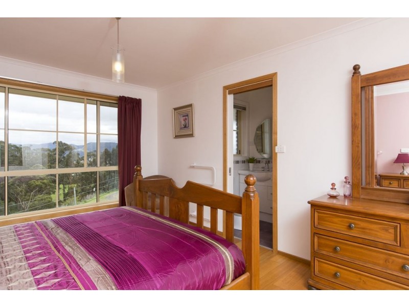 6 Wallcrest Road, Berriedale TAS 7011