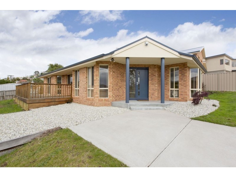 26 Eclipse Road, Austins Ferry TAS 7011