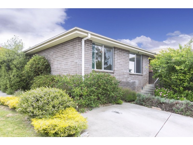 9 Holloway Drive, Herdsmans Cove TAS 7030