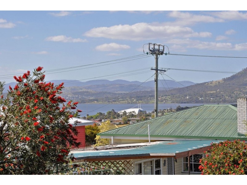 5 Mavis Court, Glenorchy TAS 7010