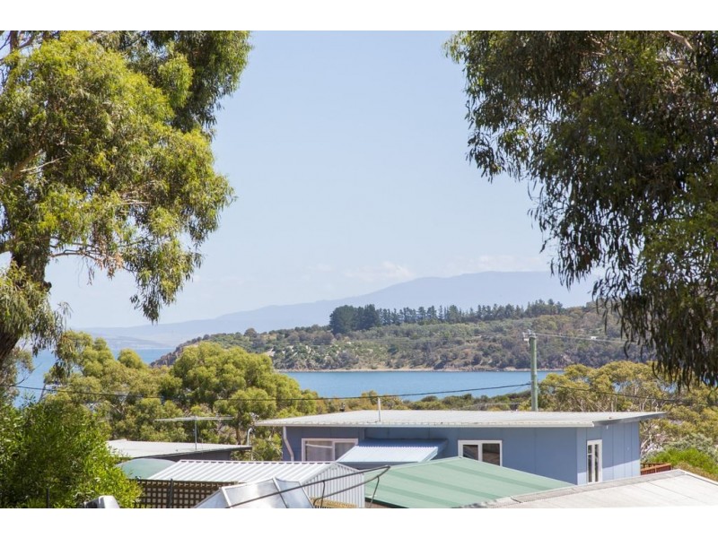 1 Spiraea Street, Primrose Sands TAS 7173