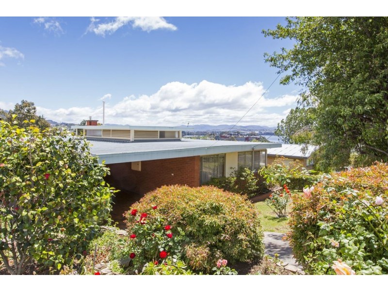 14 Riverview Parade, Rosetta TAS 7010