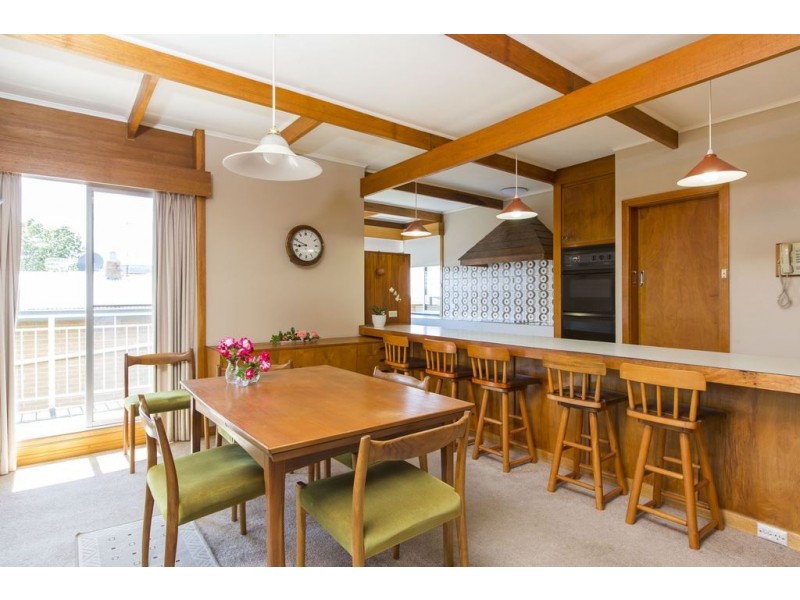 14 Riverview Parade, Rosetta TAS 7010
