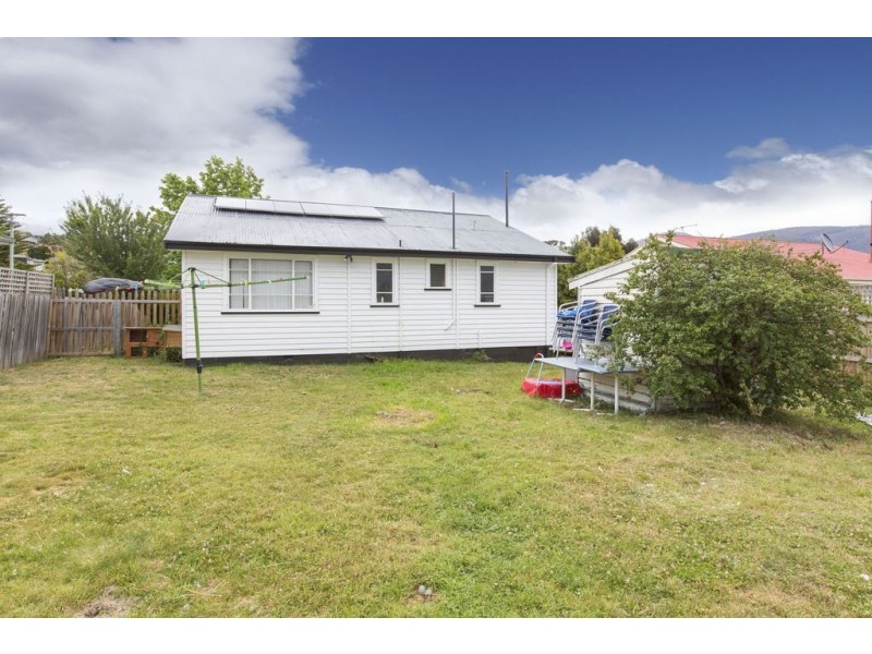 21 Barry Street, Glenorchy TAS 7010