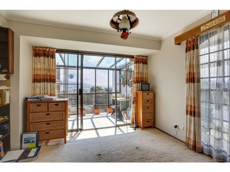 5 Lucinda Parade, Lutana TAS 7009