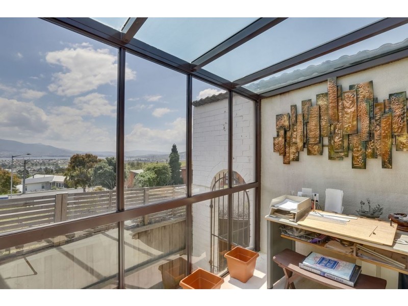 5 Lucinda Parade, Lutana TAS 7009