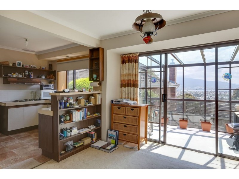 5 Lucinda Parade, Lutana TAS 7009