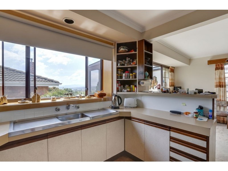 5 Lucinda Parade, Lutana TAS 7009