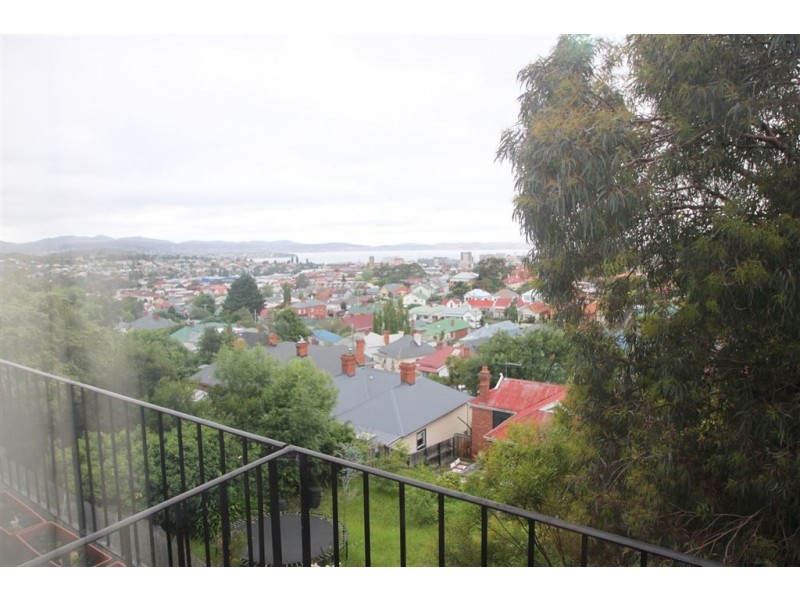 10/6 Una Street, Mount Stuart TAS 7000