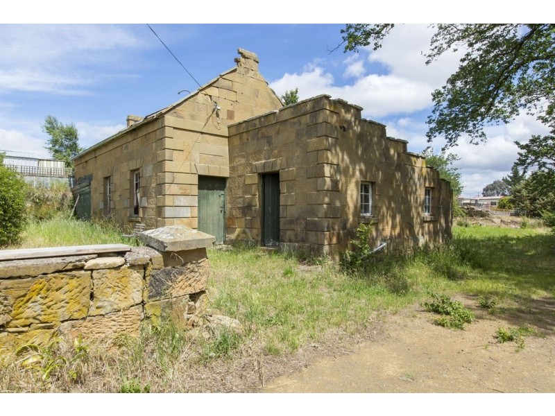 “Holyrood”/40 High Street, Oatlands TAS 7120