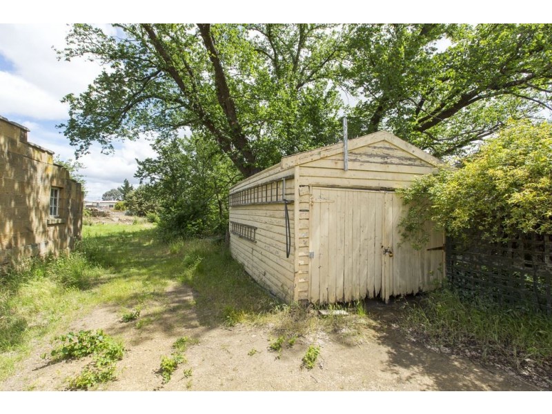 “Holyrood”/40 High Street, Oatlands TAS 7120