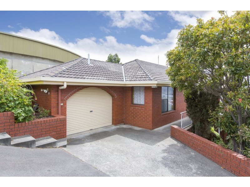 59 Knocklofty Terrace, West Hobart TAS 7000