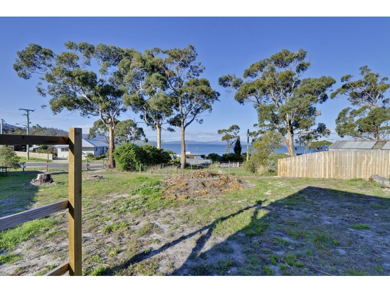 92 Linden Road, Primrose Sands TAS 7173