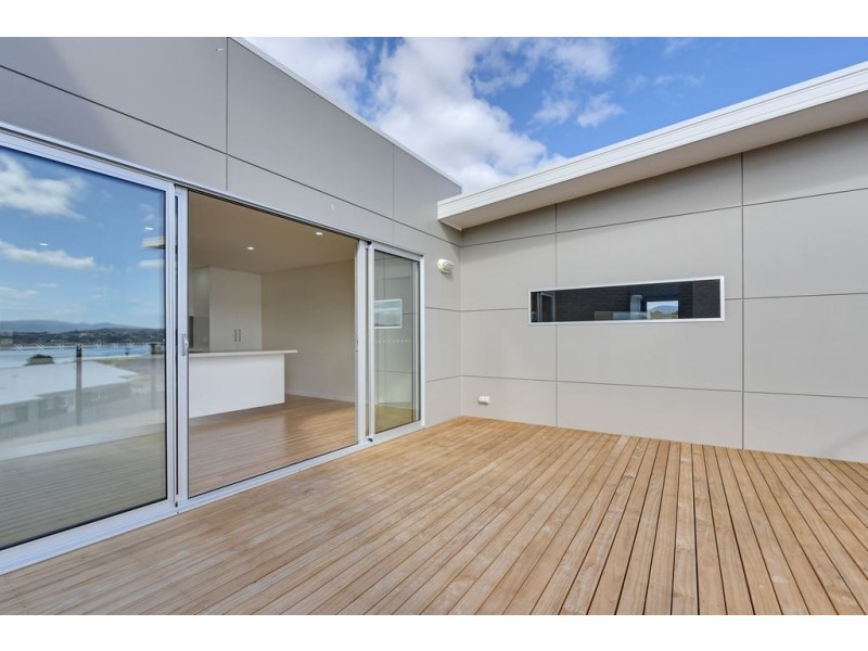 10 Akamas Drive, Granton TAS 7030