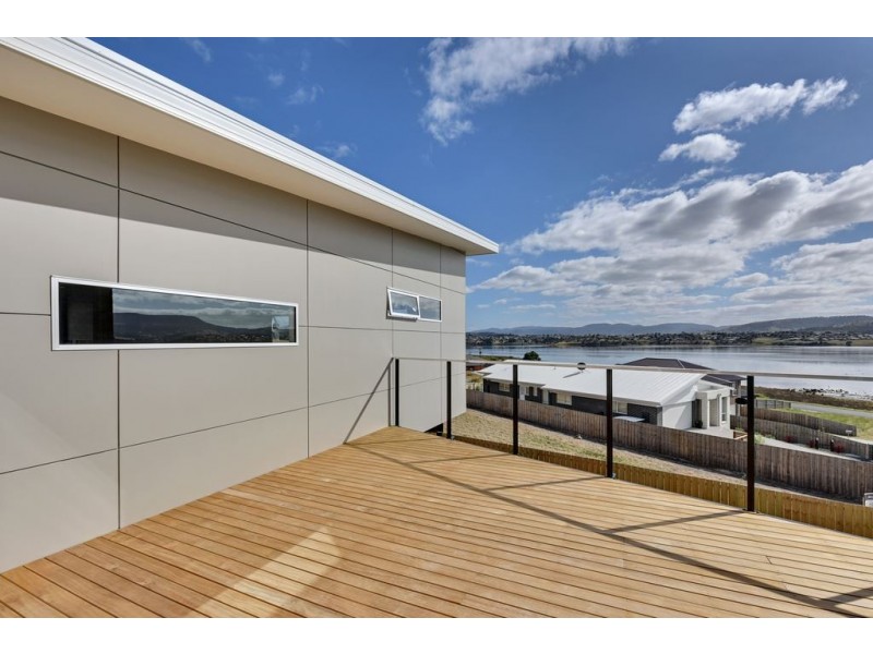 10 Akamas Drive, Granton TAS 7030