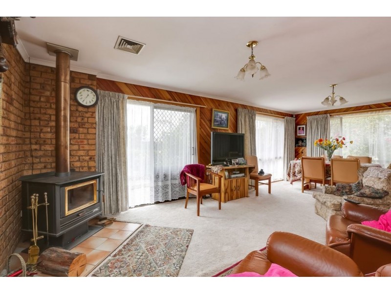 12 Ticknell Street, Ouse TAS 7140