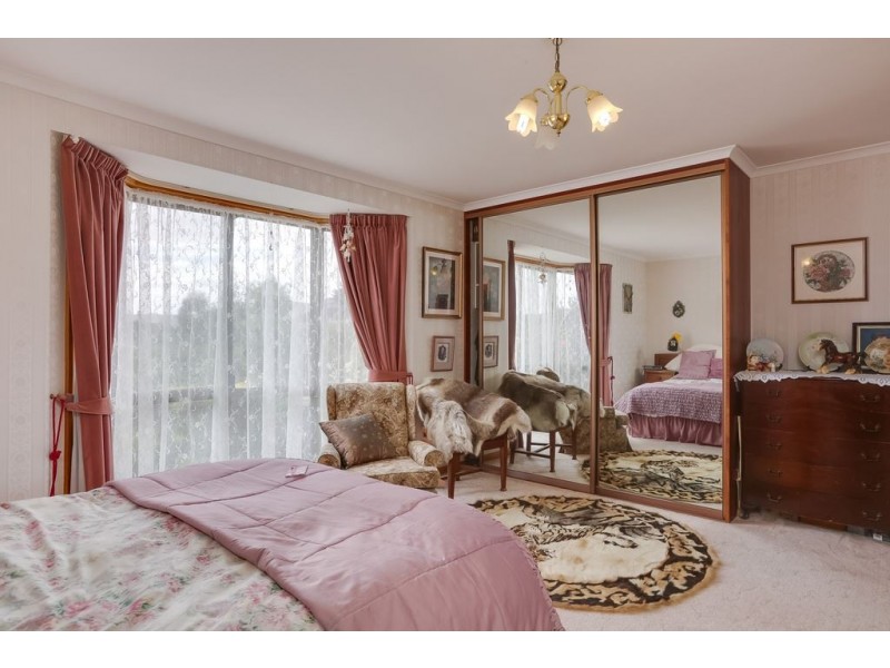 12 Ticknell Street, Ouse TAS 7140