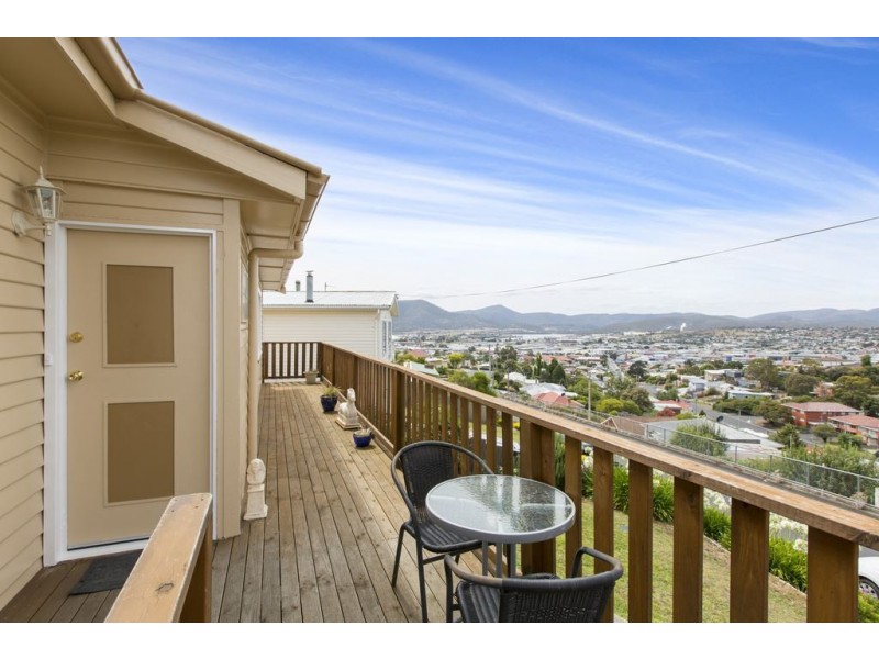18 Second Avenue, West Moonah TAS 7009