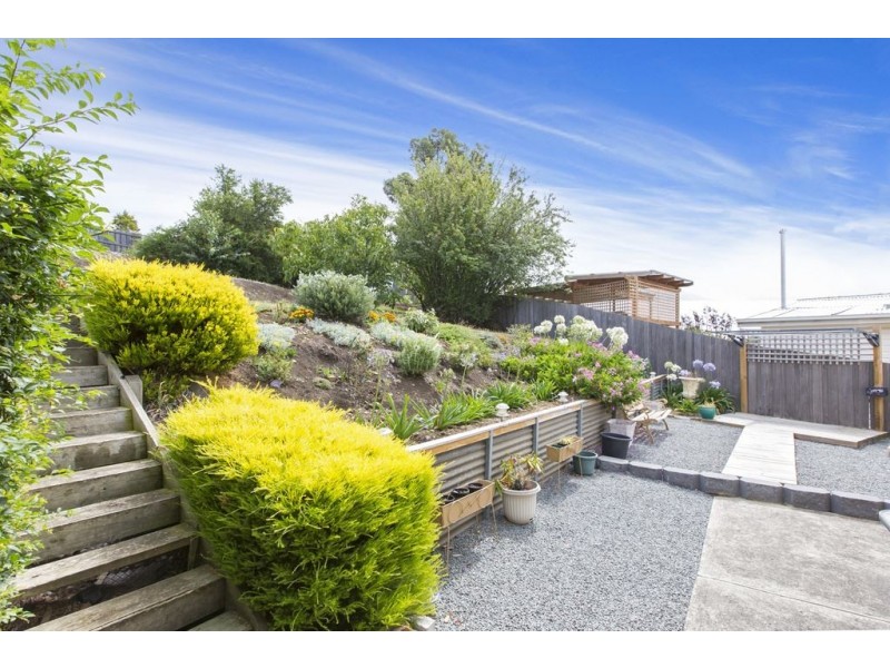 18 Second Avenue, West Moonah TAS 7009