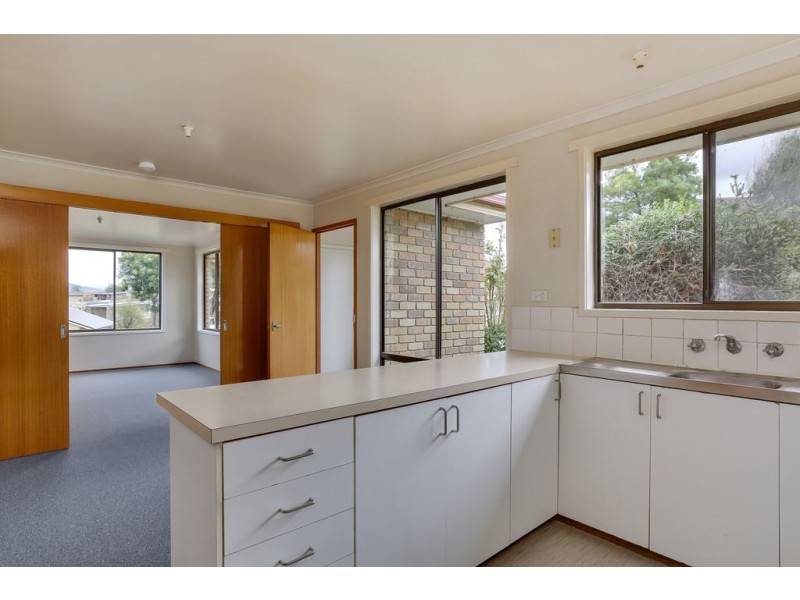 15 Graham Court, New Norfolk TAS 7140