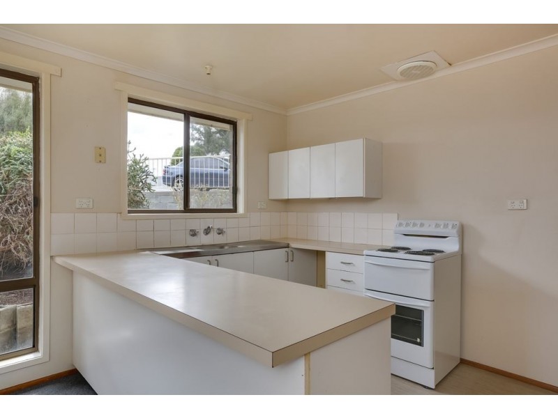 15 Graham Court, New Norfolk TAS 7140
