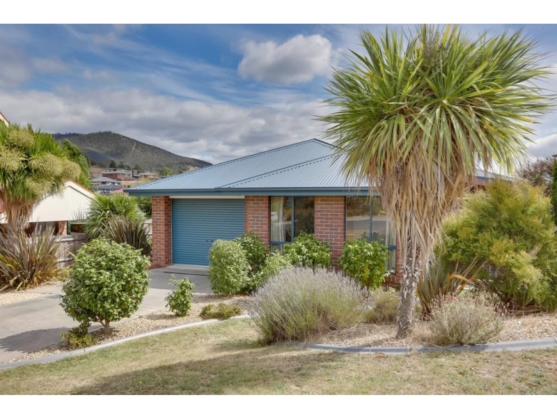 96 Sunshine Road, Austins Ferry TAS 7011