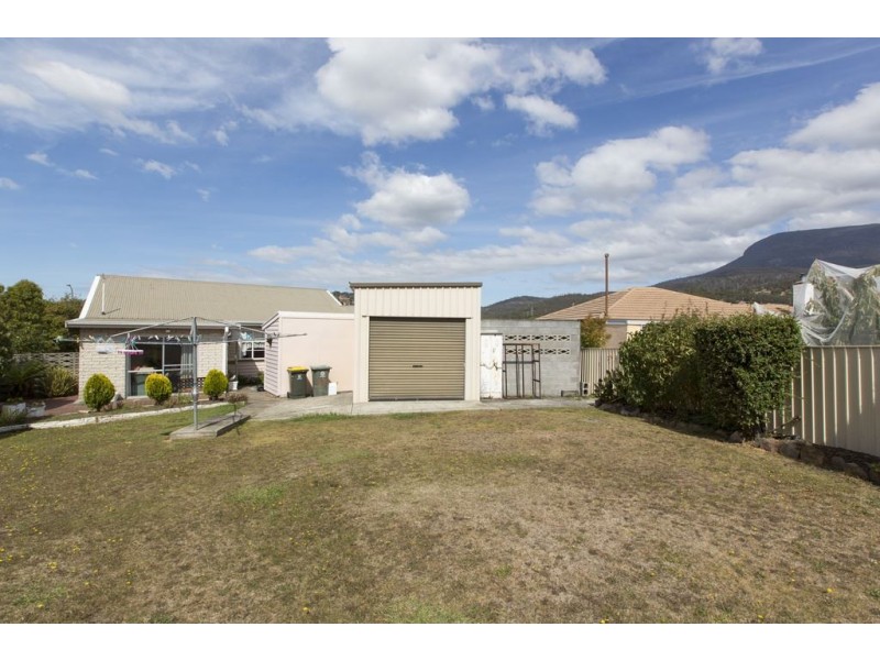22 Norman Circle, Glenorchy TAS 7010