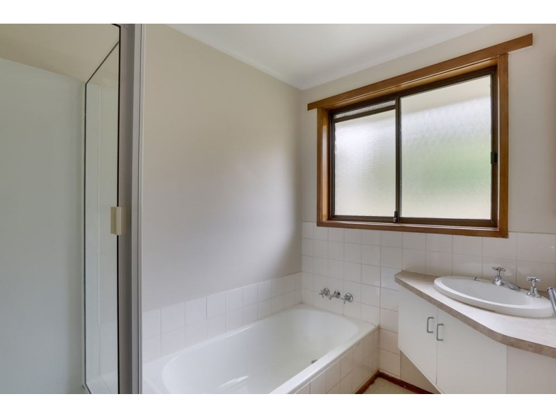 12 Daylesford Road, Glenorchy TAS 7010