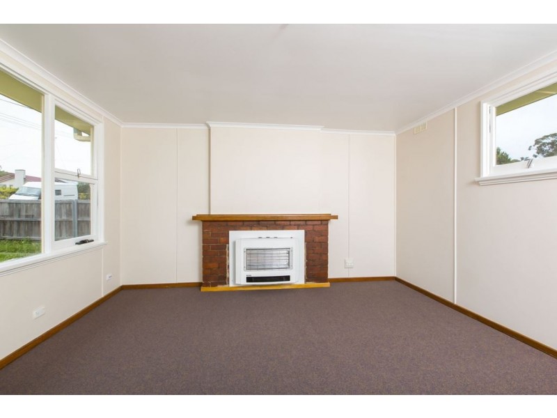 8 Biara Street, Chigwell TAS 7011