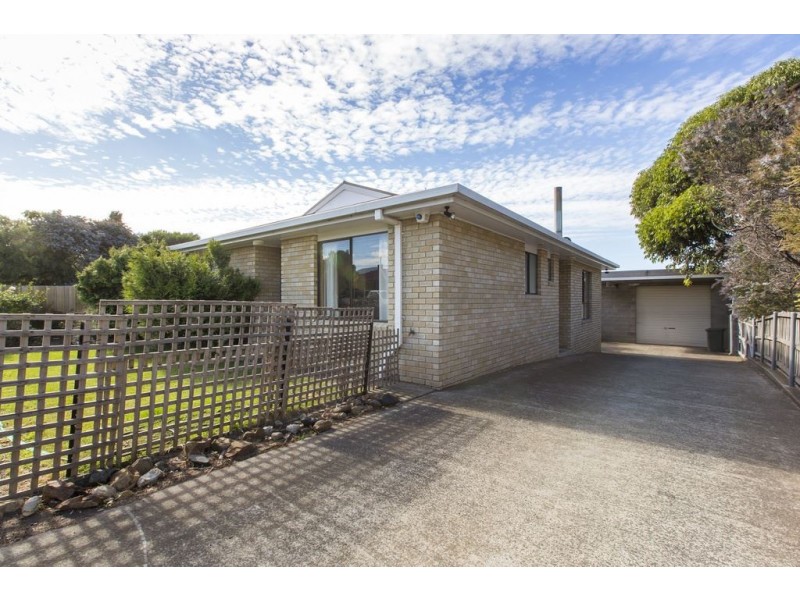 41 Gepp Parade, Derwent Park TAS 7009