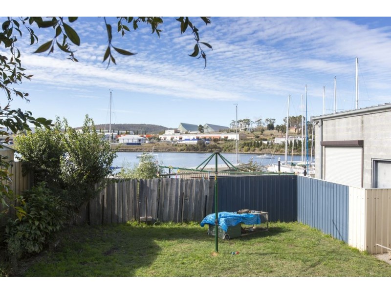 41 Gepp Parade, Derwent Park TAS 7009