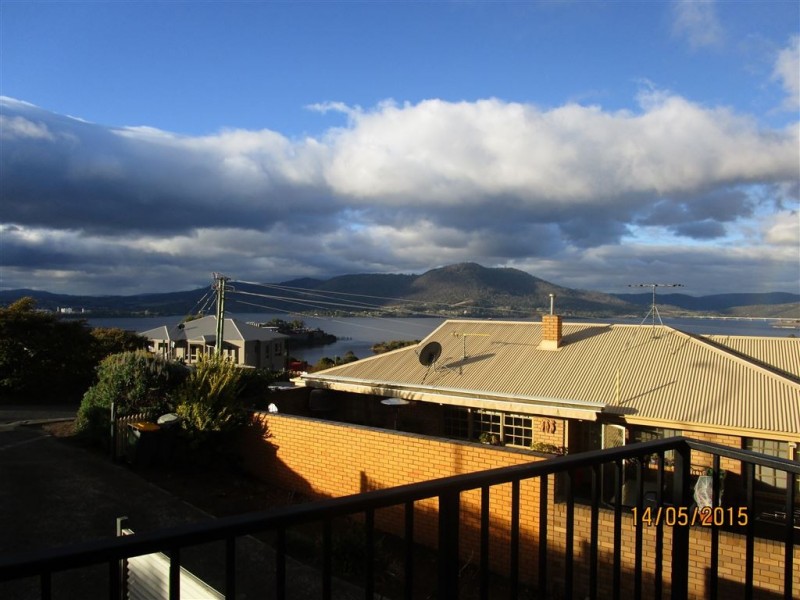 2/5 Peacock Court, Rosetta TAS 7010