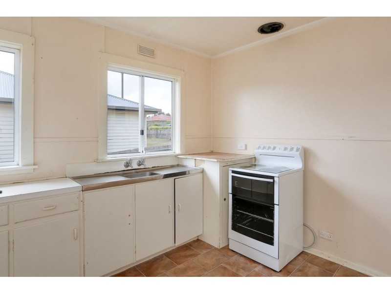 10 Laguna Place, Derwent Park TAS 7009
