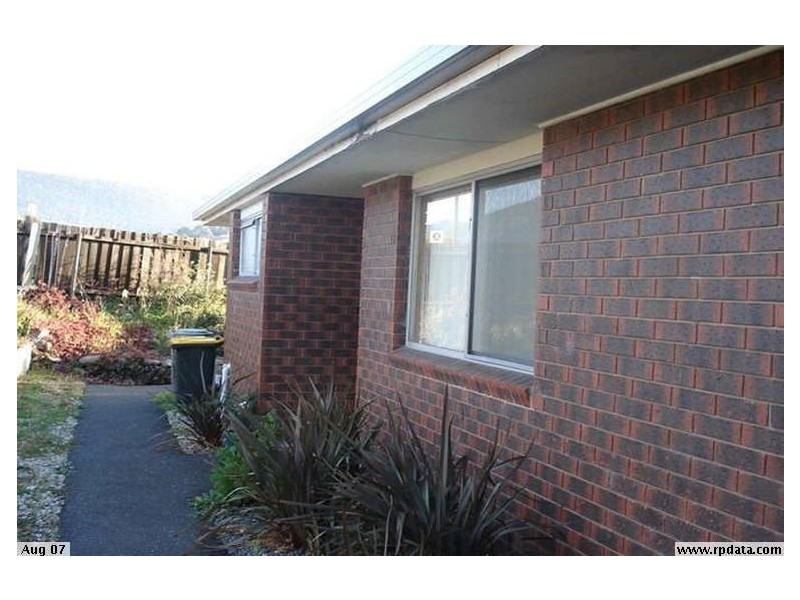 2/3 Urana Court, Claremont TAS 7011