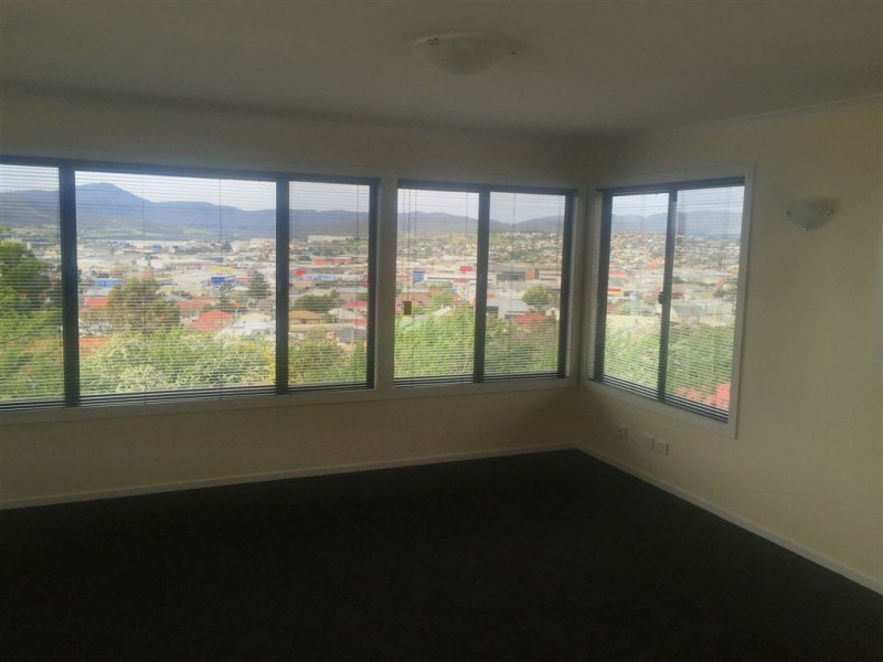 7 First Avenue, West Moonah TAS 7009