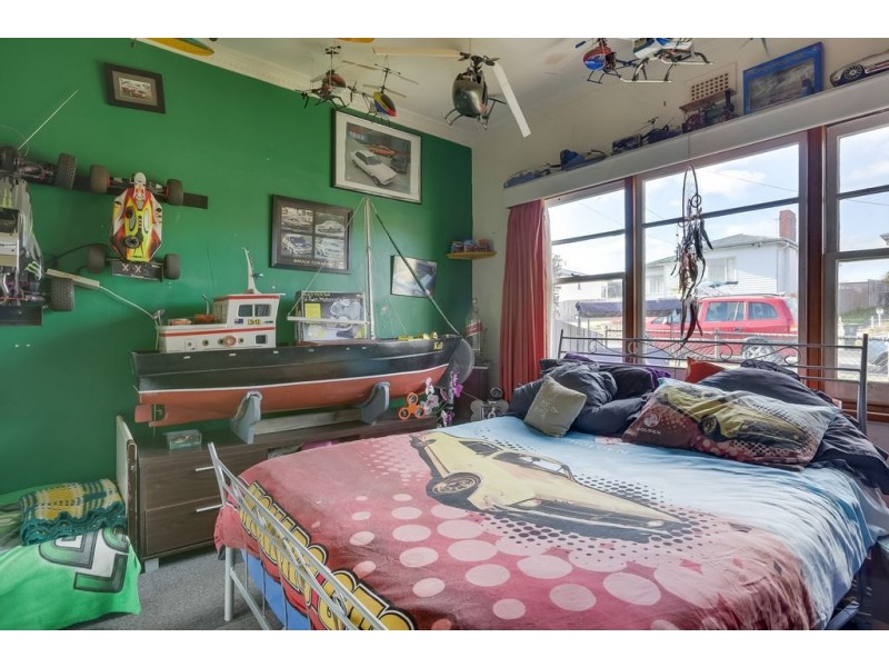 8 Sherwood Road, West Moonah TAS 7009