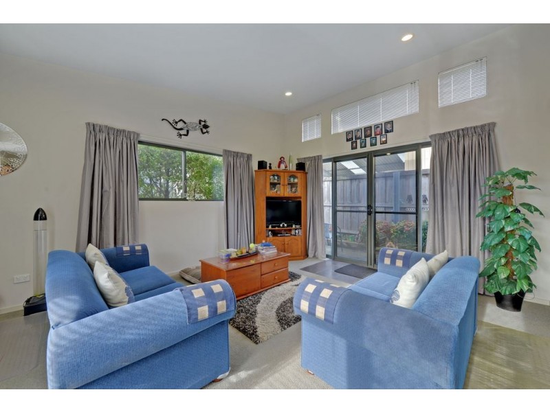 2/193 Branscombe Road, Claremont TAS 7011