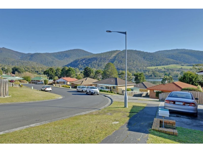 1/13 Longley Court, Glenorchy TAS 7010