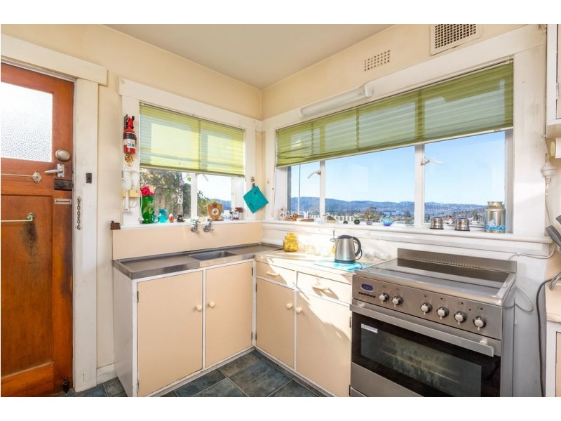 27 Sinclair Avenue, Moonah TAS 7009