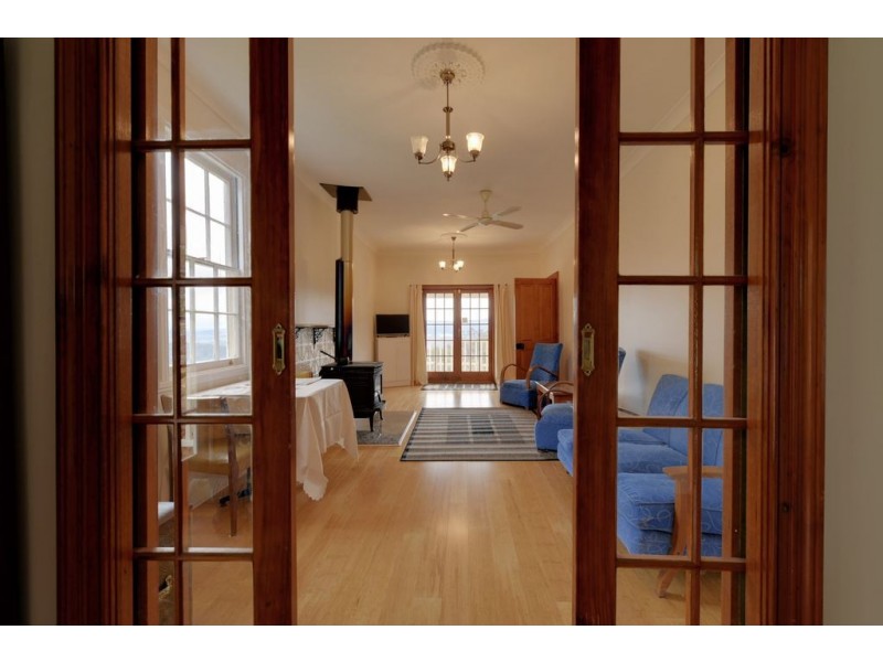 686 Collins Cap Road, Collinsvale TAS 7012