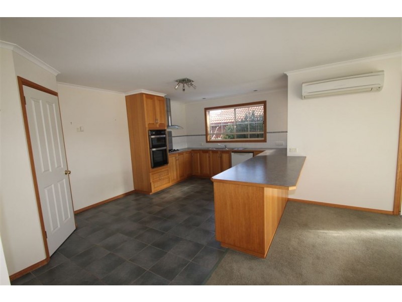 35 Bournville Crescent, Claremont TAS 7011