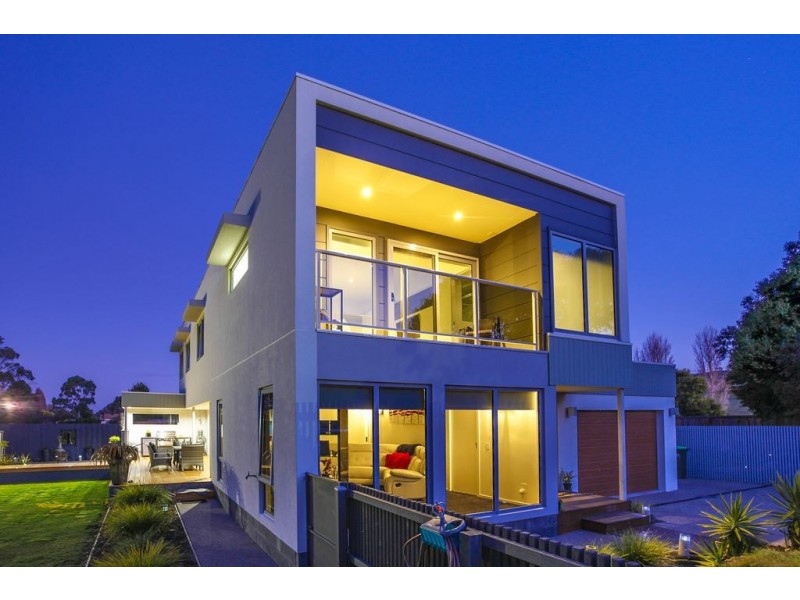 8 Regal Court, Seven Mile Beach TAS 7170