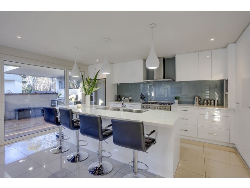 8 Regal Court, Seven Mile Beach TAS 7170